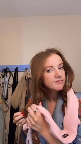 Unwrapping The Curly Tie to reveal heatless curls