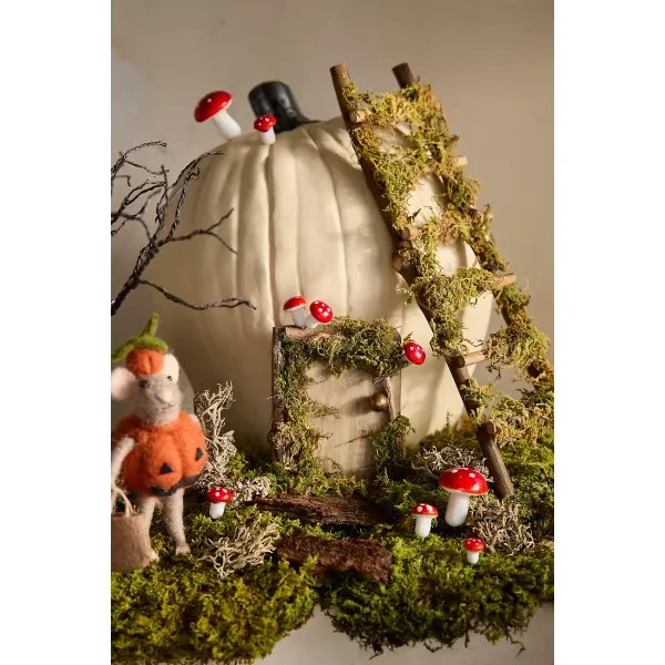 Terrain wooden pumpkin cottage garden stake set