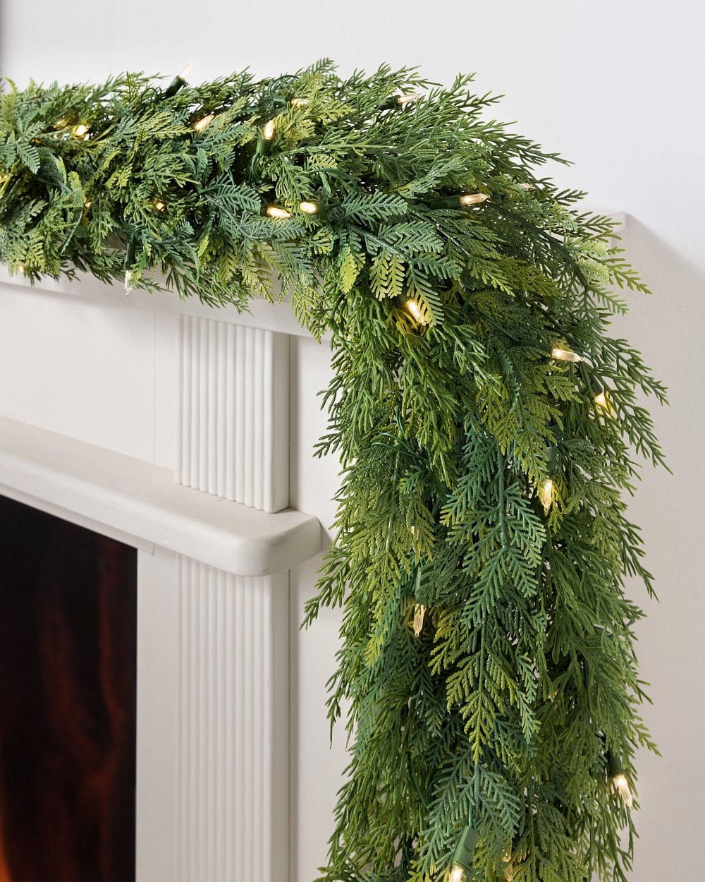 Balsam Hill 10 ft Outdoor Cedar Woods Garland