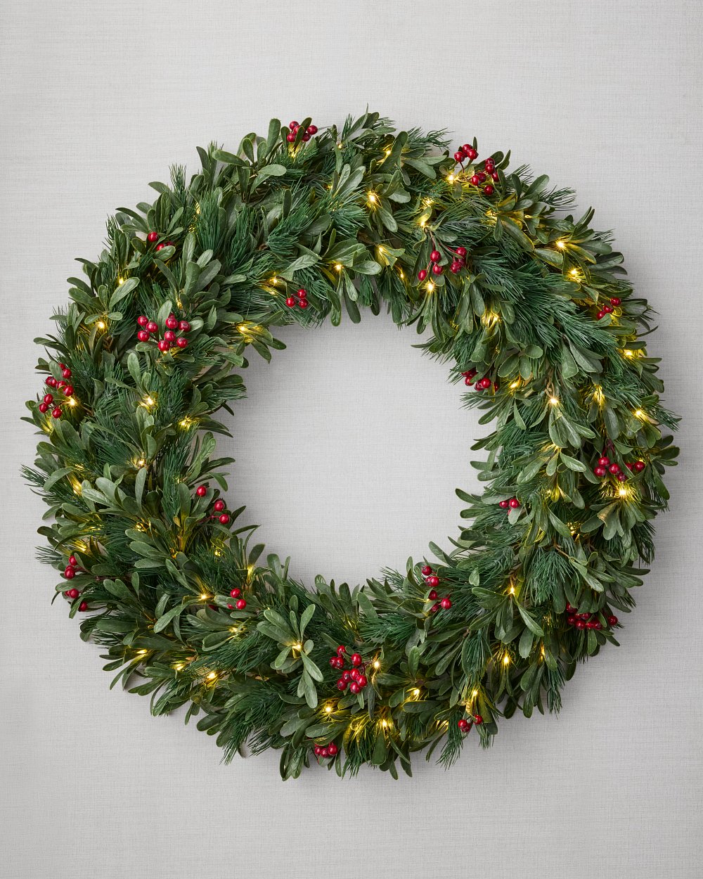 Balsam Hill 28 inch Red Berry Mistletoe Wreath