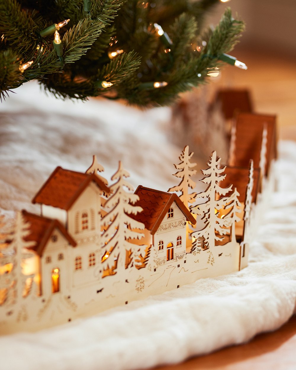 Balsam Hill Wooden Christmas Village Tree Collar