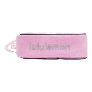 lululemon Nano Golf Pouch, a gift for dad from the Home with Em gift guide