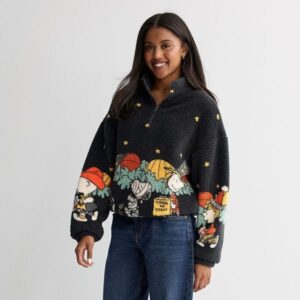 Juniors' Peanuts Halloween Gang Sherpa Quarter-Zip Pullover